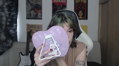 Cassie online show from January 2025 08:21:01 PM