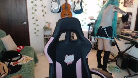 Snapshot of lovely_cass chatting on April 2026 02:28:02 AM Cassie online show from April 2026 02:28:02 AM