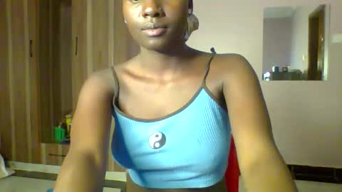 Snapshot of lovely_choco chatting on September 2025 10:44:01 PM Choco online show from September 2025 10:44:01 PM