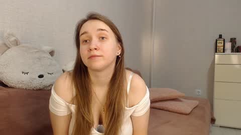 Snapshot of lovely_hayley chatting on December 2024 10:30:02 PM Lovely Hayley online show from December 2024 10:30:02 PM