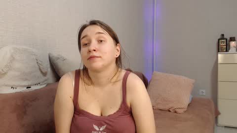 Snapshot of lovely_hayley chatting on January 2025 10:57:01 PM Lovely Hayley online show from January 2025 10:57:01 PM