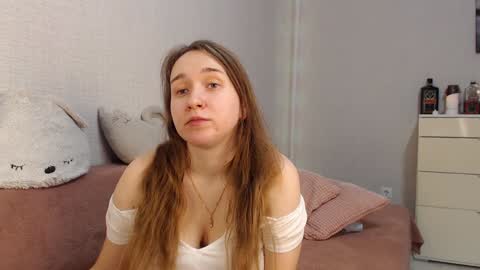 Snapshot of lovely_hayley chatting on January 2025 08:40:01 PM Lovely Hayley online show from January 2025 08:40:01 PM