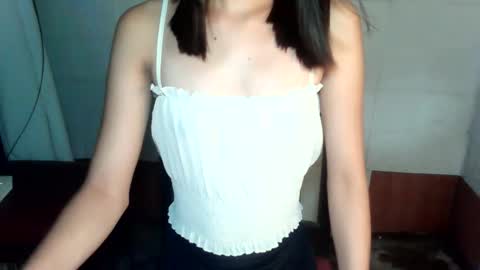 Snapshot of lovely_joan123 chatting on May 2026 02:27:02 PM lovely_joan123 online show from May 2026 02:27:02 PM
