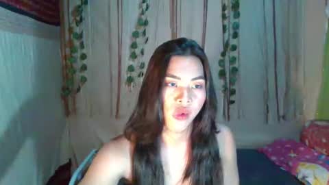 Snapshot of lovely_krizzy chatting on November 2025 11:22:01 AM lovely_krizzy online show from November 2025 11:22:01 AM