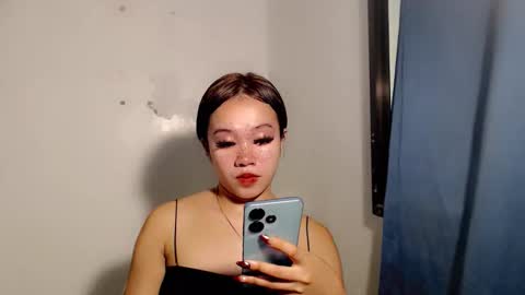 lovely_lianne online show from May 2026 05:26:01 AM