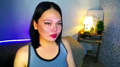lovely_mara69x online show from October 2025 08:46:01 AM