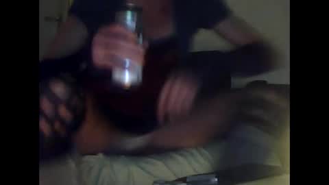 Snapshot of lovely_me165244 chatting on December 2024 08:33:01 PM mooie man online show from December 2024 08:33:01 PM