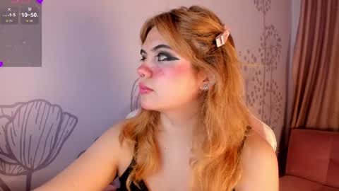 Snapshot of lovely_paris_01 chatting on July 2026 08:06:01 AM Paris Rose online show from July 2026 08:06:01 AM