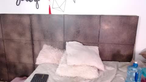 Snapshot of lovely_secret chatting on December 2024 06:28:01 PM Hi guys online show from December 2024 06:28:01 PM