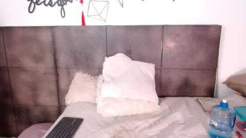 Snapshot of lovely_secret chatting on December 2024 06:06:02 PM Hi guys online show from December 2024 06:06:02 PM