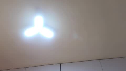 Trix online show from September 2025 12:05:01 PM