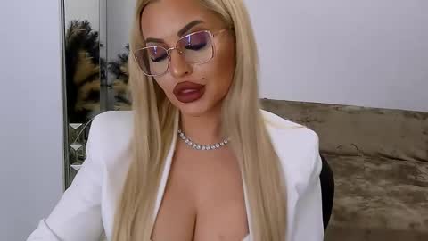 PrAllinXXXa online show from February 2026 10:27:02 PM