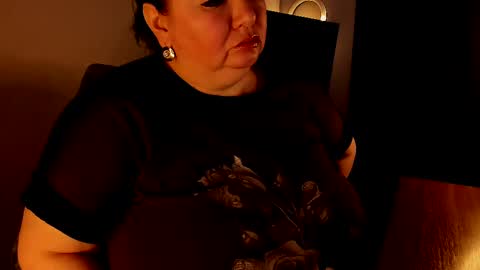 Snapshot of lovelyboobsx chatting on March 2025 04:27:02 AM Anelana online show from March 2025 04:27:02 AM