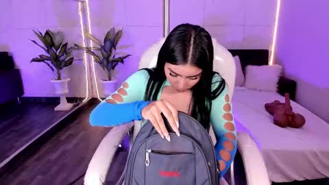 Snapshot of lovelyeyesx chatting on November 2025 05:37:01 PM Lovely online show from November 2025 05:37:01 PM