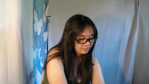 Snapshot of lovelykadita chatting on May 2026 01:33:01 AM Kadita3 online show from May 2026 01:33:01 AM