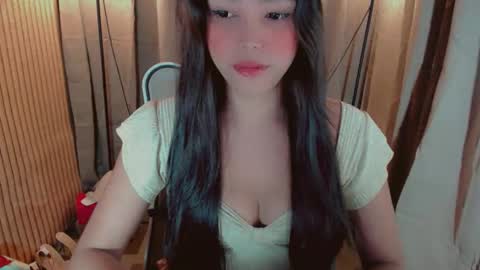 Snapshot of lovelylaiza chatting on January 2026 12:24:01 AM Cutie Laiza online show from January 2026 12:24:01 AM