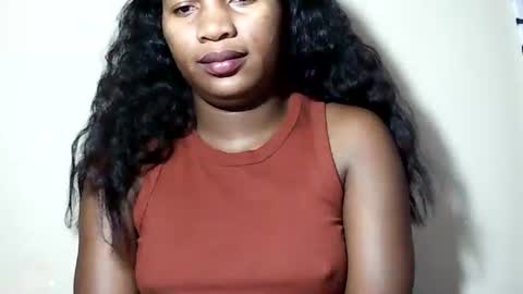lovelylarra online show from May 2026 09:22:02 PM