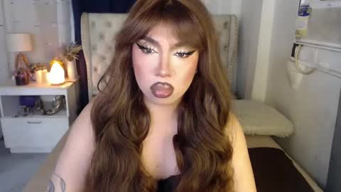 Snapshot of lovelymarie69 chatting on December 2024 05:44:01 PM Rebeca online show from December 2024 05:44:01 PM