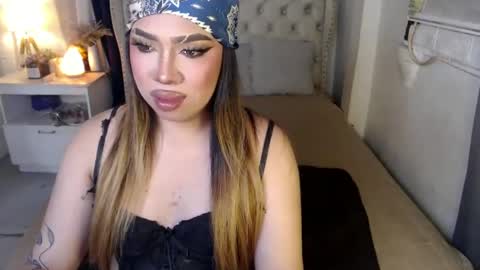 Snapshot of lovelymarie69 chatting on January 2025 06:31:01 PM Rebeca online show from January 2025 06:31:01 PM