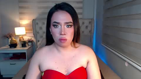 Snapshot of lovelymarie69 chatting on February 2025 09:05:02 PM Rebeca online show from February 2025 09:05:02 PM