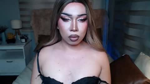 Snapshot of lovelymarie69 chatting on November 2025 11:32:02 AM Rebeca online show from November 2025 11:32:02 AM