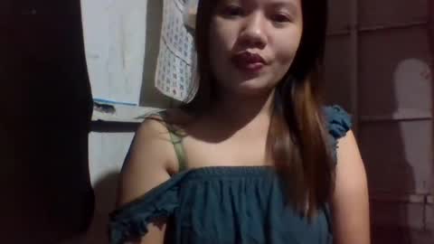 lovelymocha27s online show from December 2024 07:11:02 PM