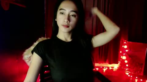 lovelypetite143 online show from April 2026 02:15:02 PM