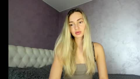 Lovely Rose online show from November 2025 08:47:01 AM