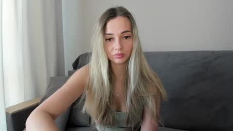 Lovely Rose online show from May 2026 11:14:01 AM