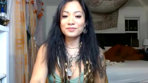 Snapshot of lovelyxmacii chatting on November 2025 01:55:02 AM lovelyxmacii online show from November 2025 01:55:02 AM