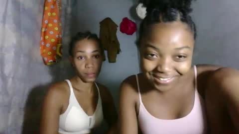 Snapshot of lovemarie08 chatting on April 2026 05:17:01 PM lovemarie08 online show from April 2026 05:17:01 PM