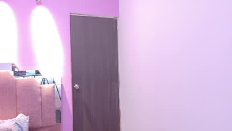 L O V E  online show from March 2026 11:43:02 AM