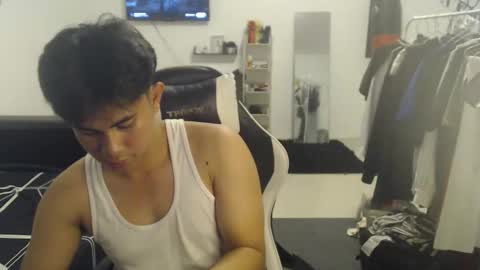 Snapshot of loverboyph04 chatting on January 2026 10:30:02 AM loverboyph04 online show from January 2026 10:30:02 AM