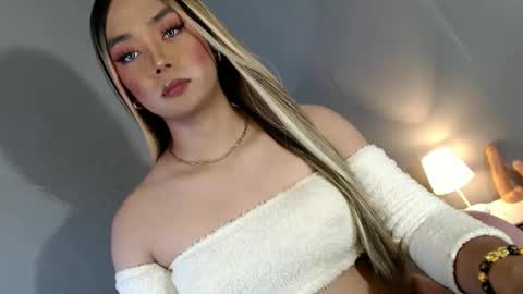 lovers moon22 online show from January 2025 01:42:01 AM