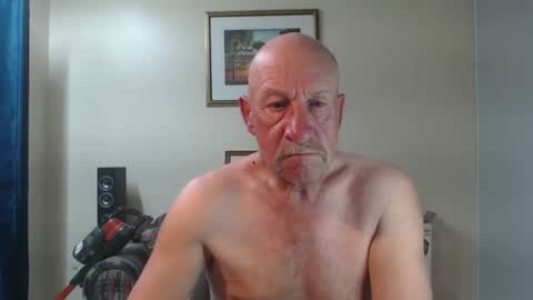 Snapshot of lovesblackazz chatting on January 2025 10:29:02 AM Lovesblackazz online show from January 2025 10:29:02 AM