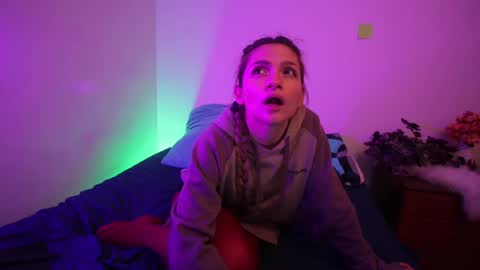 LovesKingdom online show from October 2025 04:38:01 AM