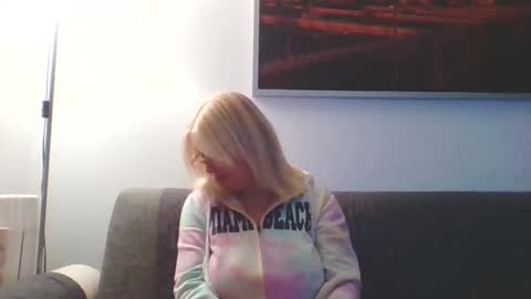 Marlyn online show from March 2026 12:07:01 AM