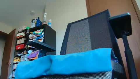lovestrapons1 online show from May 2026 03:42:01 PM
