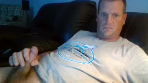 Snapshot of lovetocum37 chatting on June 2026 02:24:01 AM lovetocum37 online show from June 2026 02:24:01 AM