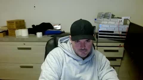 Love2Game online show from May 2026 07:40:02 PM