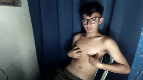 lovetosuckxox online show from February 2025 12:28:01 PM