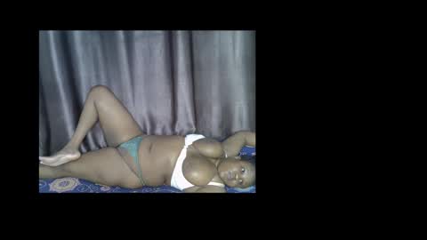 loveytiana online show from November 2025 01:08:02 AM