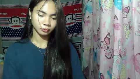 loving_rhean online show from May 2026 04:13:01 PM