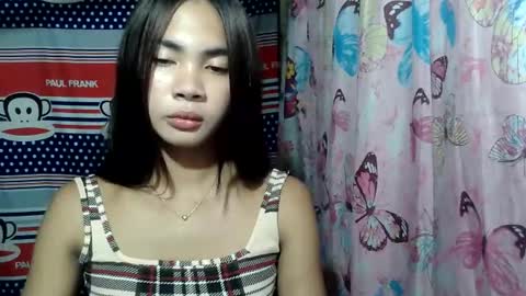 loving_rhean online show from May 2026 11:29:01 AM