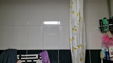 Antonia online show from November 2025 07:52:02 AM