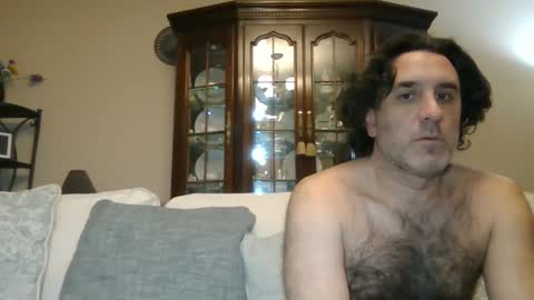 lovleybutwild online show from February 2026 11:58:02 PM