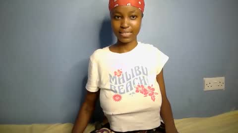 Snapshot of lovly_lastborn chatting on February 2026 06:18:01 PM lovly_lastborn online show from February 2026 06:18:01 PM