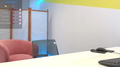 Vikkkk  online show from March 2025 12:26:02 PM