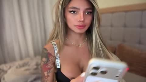 Candice online show from April 2026 06:54:02 PM