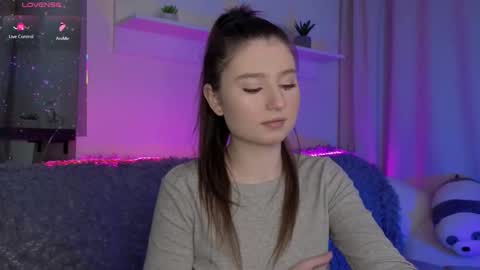 Lua online show from February 2026 11:41:02 PM